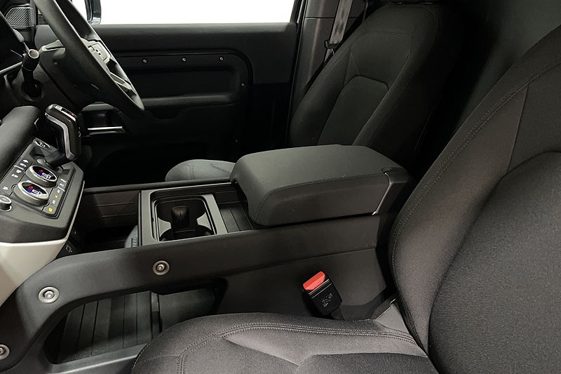 2023 (23) LAND ROVER COMMERCIAL DEFENDER 3.0 D250 Hard Top Auto 5283843