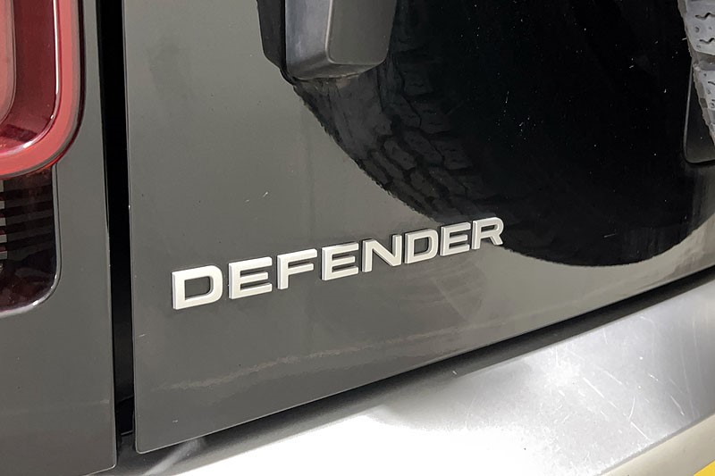 2023 (23) LAND ROVER COMMERCIAL DEFENDER 3.0 D250 Hard Top Auto 5283845