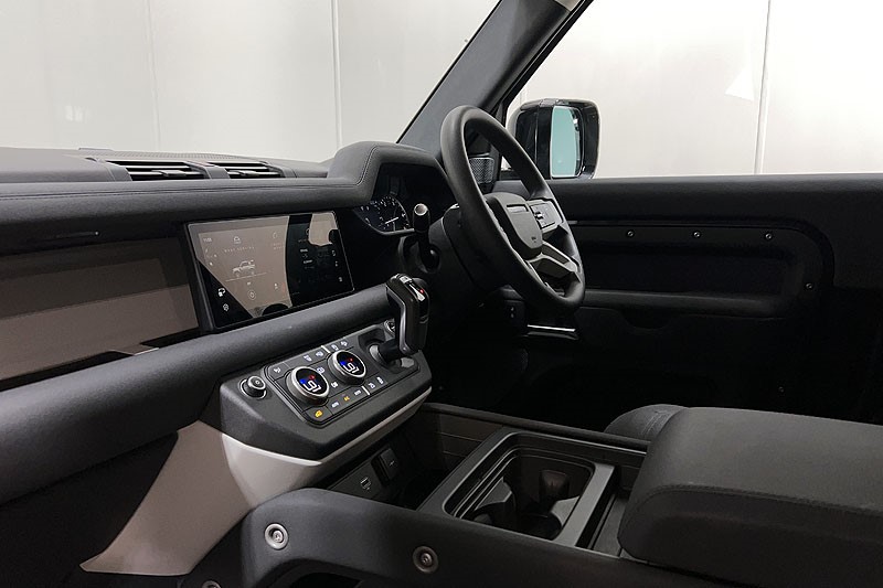 2023 (23) LAND ROVER COMMERCIAL DEFENDER 3.0 D250 Hard Top Auto 5283841