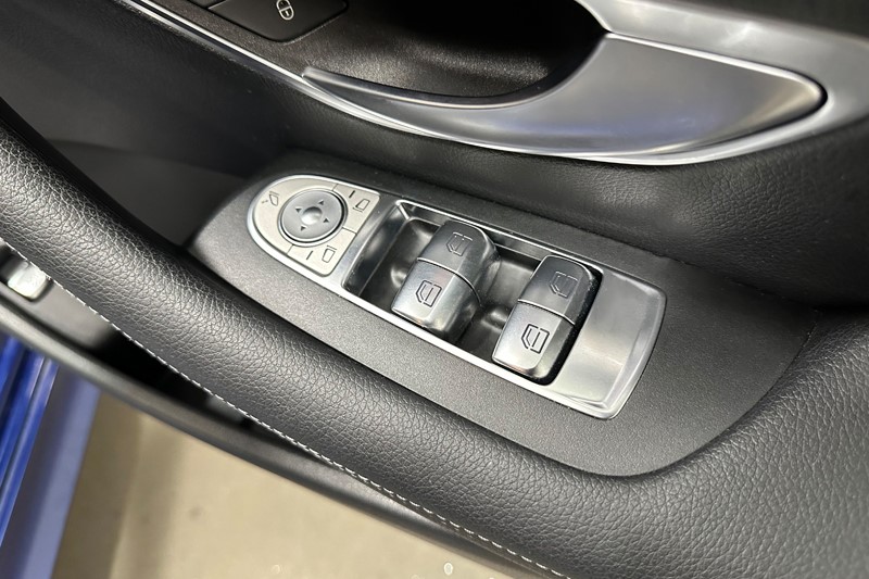 2020 (69) MERCEDES-BENZ E CLASS E220d AMG Line Premium Plus 2dr 9G-Tronic 5309374