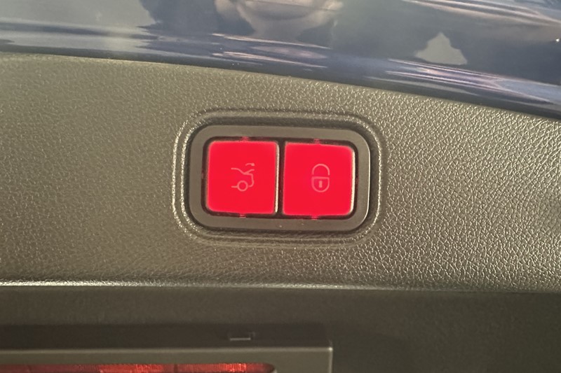 2020 (69) MERCEDES-BENZ E CLASS E220d AMG Line Premium Plus 2dr 9G-Tronic 5309399