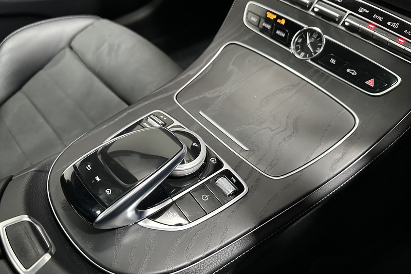 2020 (69) MERCEDES-BENZ E CLASS E220d AMG Line Premium Plus 2dr 9G-Tronic 5309385