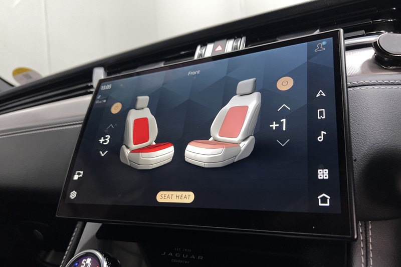 2021 (21) JAGUAR F-PACE 2.0 D200 R-Dynamic S 5dr Auto AWD 5273823