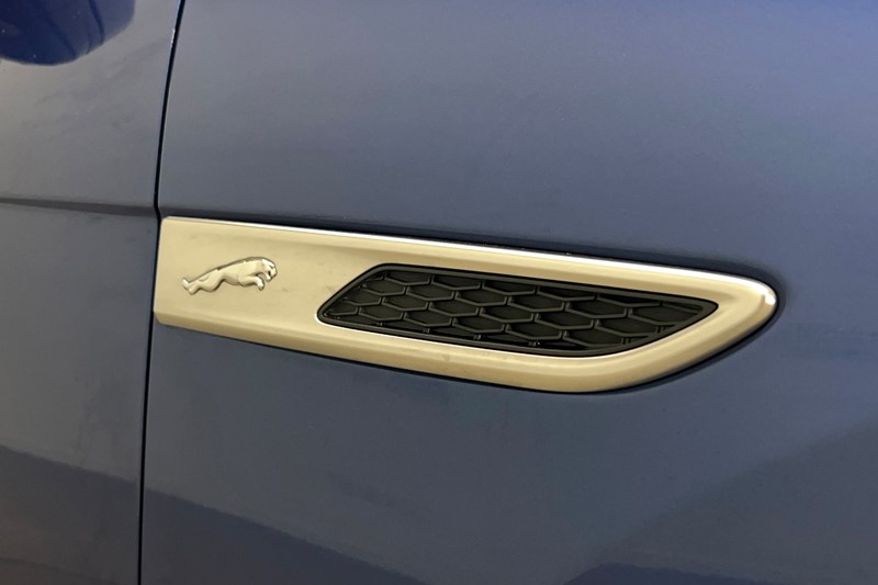 2021 (21) JAGUAR F-PACE 2.0 D200 R-Dynamic S 5dr Auto AWD 5273845