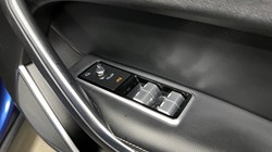 2021 (21) JAGUAR F-PACE 2.0 D200 R-Dynamic S 5dr Auto AWD 5273808