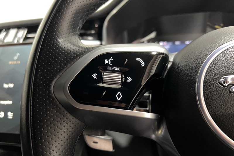 2021 (21) JAGUAR F-PACE 2.0 D200 R-Dynamic S 5dr Auto AWD 5273815