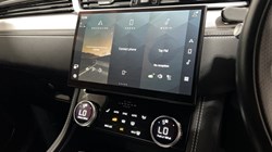 2021 (21) JAGUAR F-PACE 2.0 D200 R-Dynamic S 5dr Auto AWD 5273819