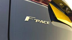 2021 (21) JAGUAR F-PACE 2.0 D200 R-Dynamic S 5dr Auto AWD 5273840