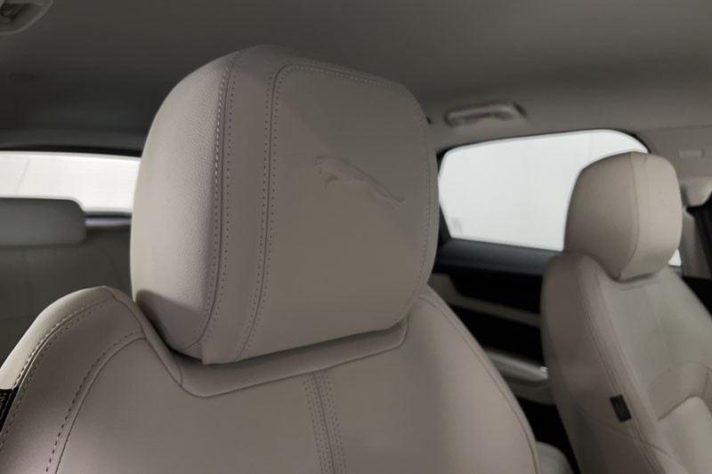 2021 (21) JAGUAR F-PACE 3.0 D300 R-Dynamic SE 5dr Auto AWD 5323701