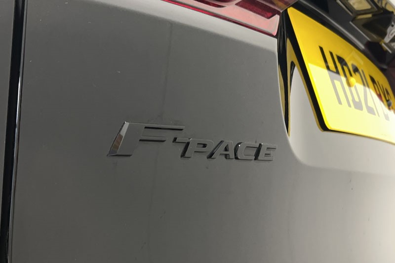 2021 (21) JAGUAR F-PACE 3.0 D300 R-Dynamic SE 5dr Auto AWD 5323727