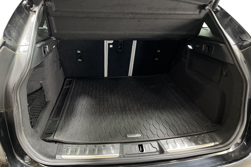 2021 (21) JAGUAR F-PACE 3.0 D300 R-Dynamic SE 5dr Auto AWD 5323724