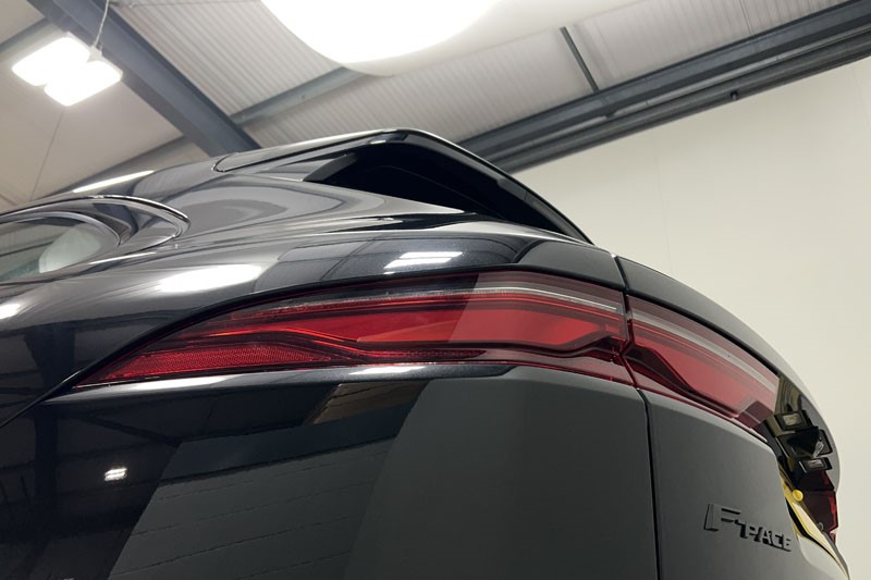 2021 (21) JAGUAR F-PACE 3.0 D300 R-Dynamic SE 5dr Auto AWD 5323726