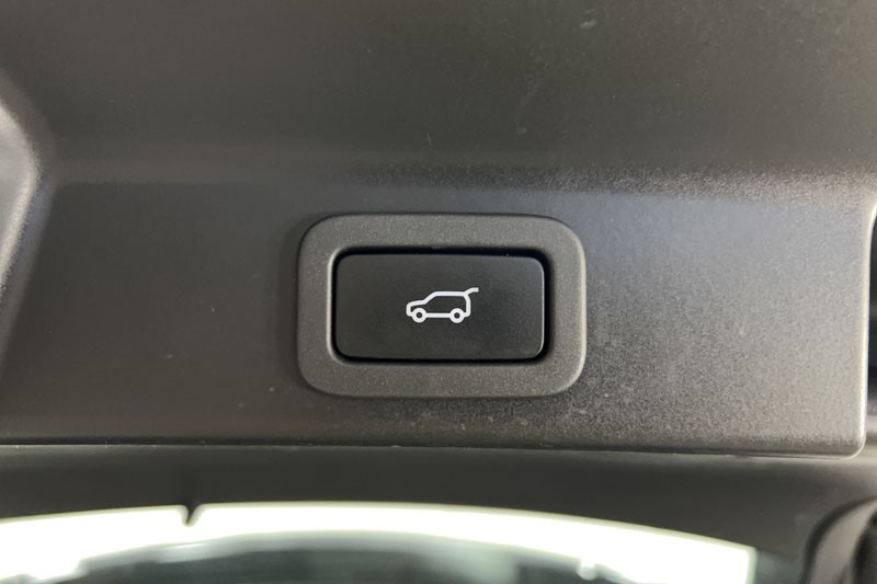 2021 (21) JAGUAR F-PACE 3.0 D300 R-Dynamic SE 5dr Auto AWD 5323725