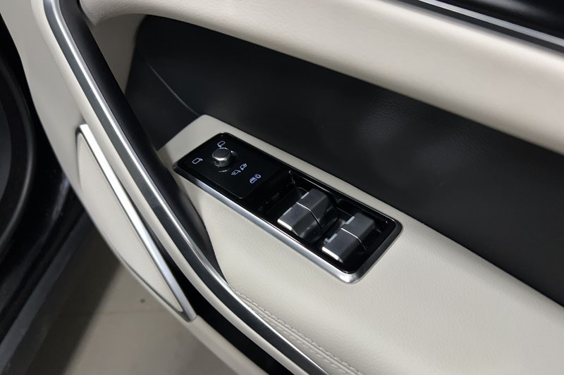 2021 (21) JAGUAR F-PACE 3.0 D300 R-Dynamic SE 5dr Auto AWD 5323695