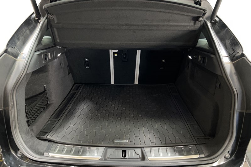 2021 (21) JAGUAR F-PACE 3.0 D300 R-Dynamic SE 5dr Auto AWD 5323723