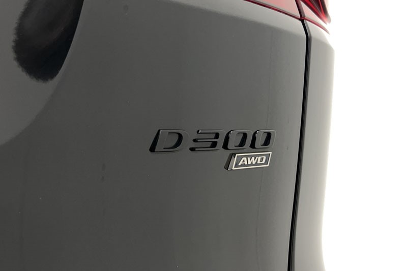 2021 (21) JAGUAR F-PACE 3.0 D300 R-Dynamic SE 5dr Auto AWD 5323729