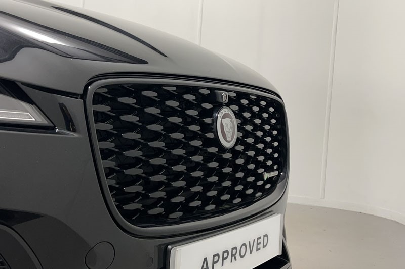 2021 (21) JAGUAR F-PACE 3.0 D300 R-Dynamic SE 5dr Auto AWD 5323735