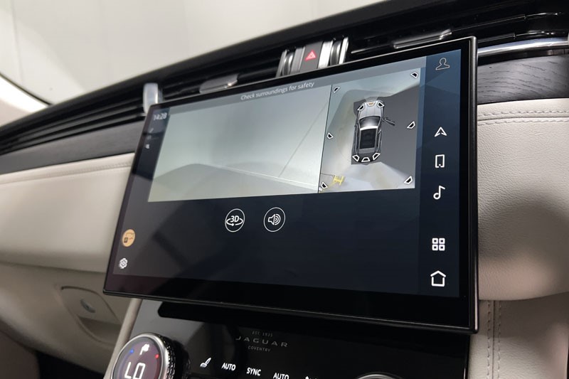 2021 (21) JAGUAR F-PACE 3.0 D300 R-Dynamic SE 5dr Auto AWD 5323710