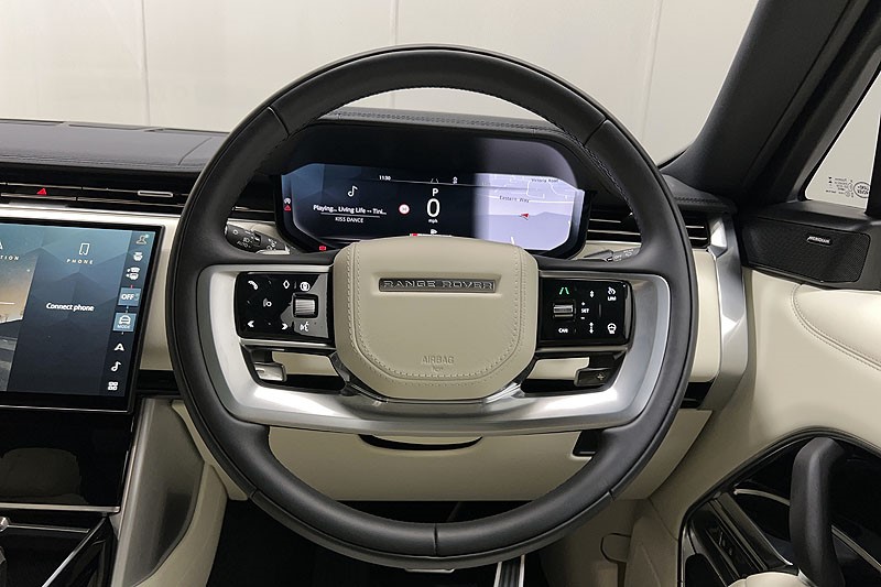 2025 (75) LAND ROVER RANGE ROVER 3.0 D300 SE 4dr Auto 5284007