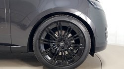 2025 (75) LAND ROVER RANGE ROVER 3.0 D300 SE 4dr Auto 5284004