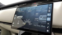 2025 (75) LAND ROVER RANGE ROVER 3.0 D300 SE 4dr Auto 5284023