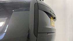 2025 (75) LAND ROVER RANGE ROVER 3.0 D300 SE 4dr Auto 5284045