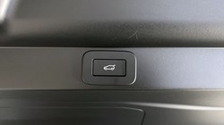 2025 (75) LAND ROVER RANGE ROVER 3.0 D300 SE 4dr Auto 5284044