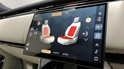 2025 (75) LAND ROVER RANGE ROVER 3.0 D300 SE 4dr Auto 5284030