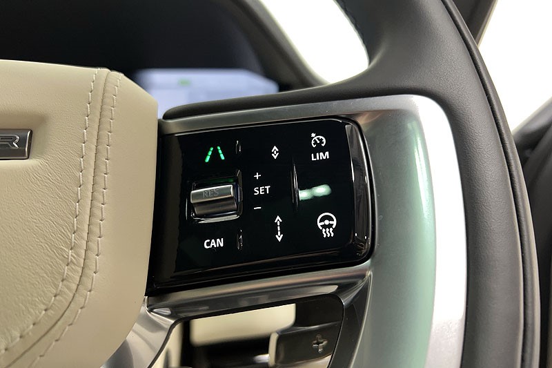 2025 (75) LAND ROVER RANGE ROVER 3.0 D300 SE 4dr Auto 5284017