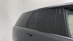 2025 (75) LAND ROVER RANGE ROVER 3.0 D300 SE 4dr Auto 5284047