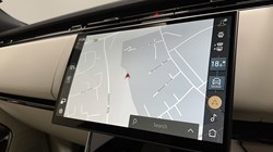 2025 (75) LAND ROVER RANGE ROVER 3.0 D300 SE 4dr Auto 5284025