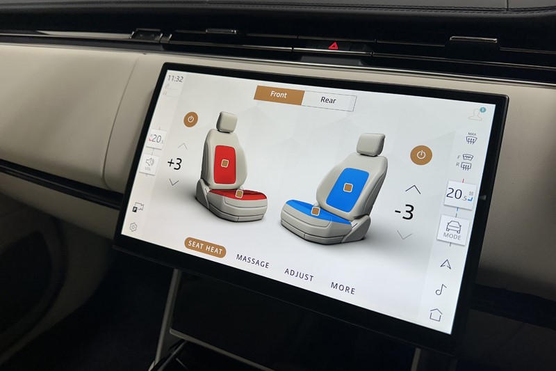 2026 (26) LAND ROVER RANGE ROVER SPORT 3.0 D350 Autobiography 5dr Auto 5294472