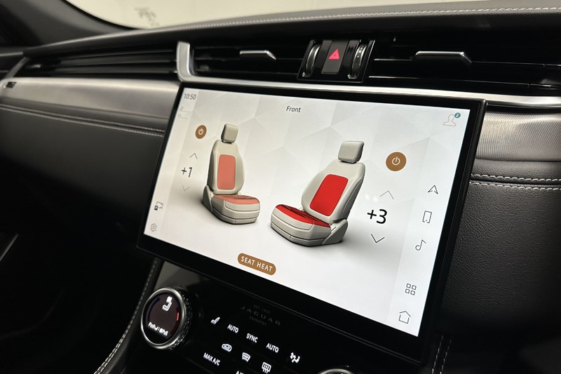 2022 (71) JAGUAR F-PACE 2.0 D200 R-Dynamic SE 5dr Auto AWD 5294917