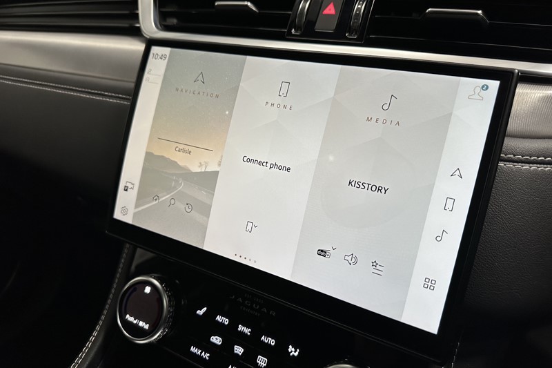 2022 (71) JAGUAR F-PACE 2.0 D200 R-Dynamic SE 5dr Auto AWD 5294911