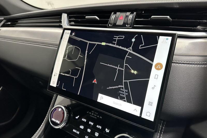 2022 (71) JAGUAR F-PACE 2.0 D200 R-Dynamic SE 5dr Auto AWD 5294915