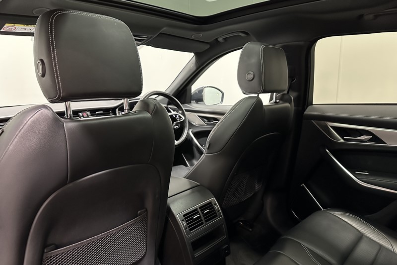 2022 (71) JAGUAR F-PACE 2.0 D200 R-Dynamic SE 5dr Auto AWD 5294922