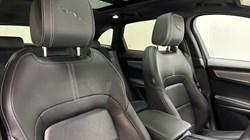 2022 (71) JAGUAR F-PACE 2.0 D200 R-Dynamic SE 5dr Auto AWD 5294902