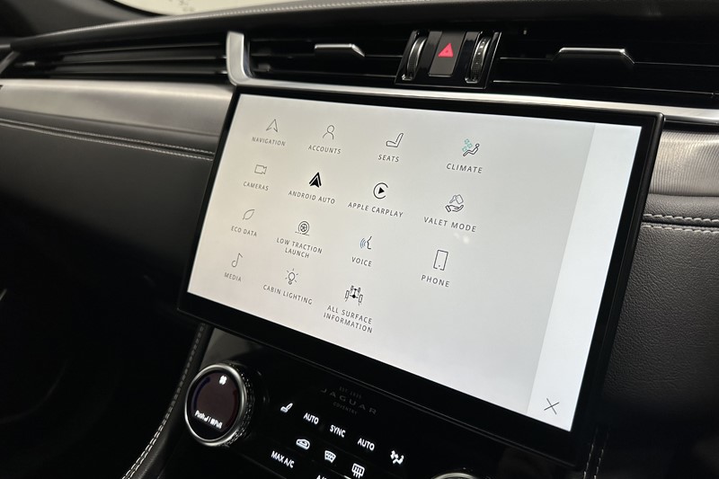 2022 (71) JAGUAR F-PACE 2.0 D200 R-Dynamic SE 5dr Auto AWD 5294913