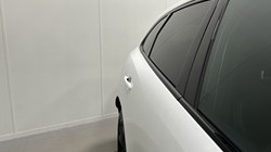 2022 (71) JAGUAR F-PACE 2.0 D200 R-Dynamic SE 5dr Auto AWD 5294933