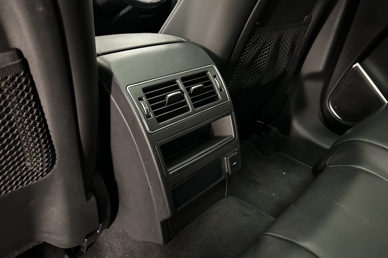 2022 (71) JAGUAR F-PACE 2.0 D200 R-Dynamic SE 5dr Auto AWD 5294926