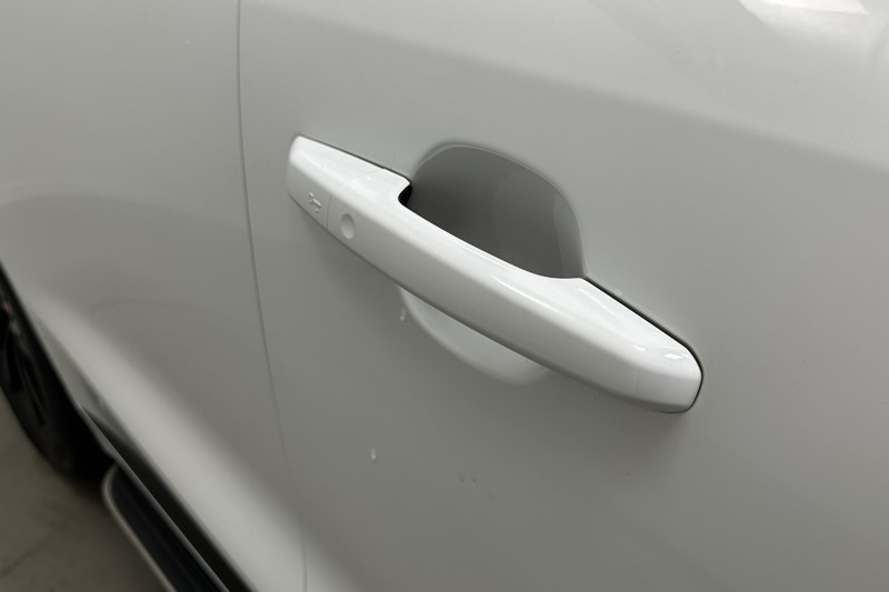 2022 (71) JAGUAR F-PACE 2.0 D200 R-Dynamic SE 5dr Auto AWD 5294934