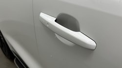 2022 (71) JAGUAR F-PACE 2.0 D200 R-Dynamic SE 5dr Auto AWD 5294934