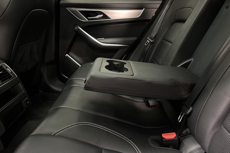 2022 (71) JAGUAR F-PACE 2.0 D200 R-Dynamic SE 5dr Auto AWD 5294925