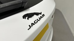 2022 (71) JAGUAR F-PACE 2.0 D200 R-Dynamic SE 5dr Auto AWD 5294932