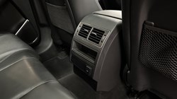 2022 (71) JAGUAR F-PACE 2.0 D200 R-Dynamic SE 5dr Auto AWD 5294895