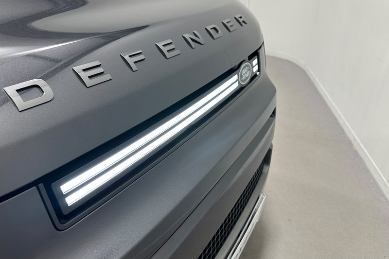 2024 (74) LAND ROVER DEFENDER 3.0 D350 Outbound 130 5dr Auto 5287839