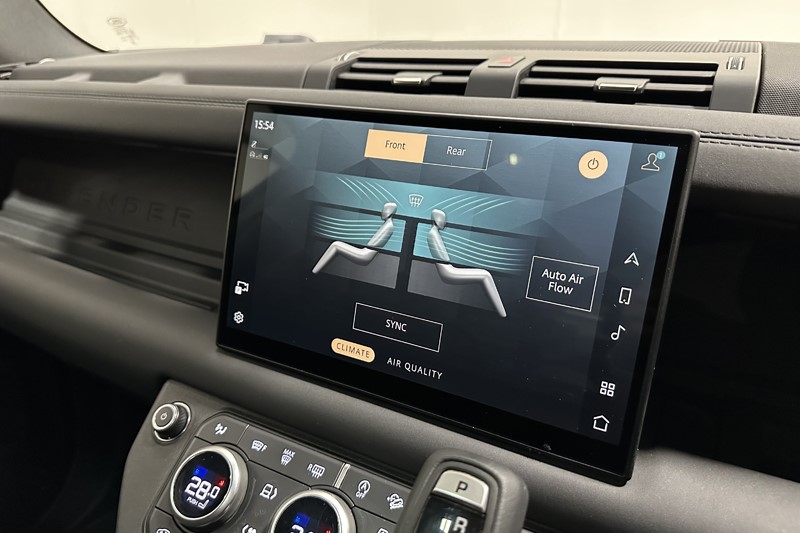 2024 (74) LAND ROVER DEFENDER 3.0 D350 Outbound 130 5dr Auto 5287811