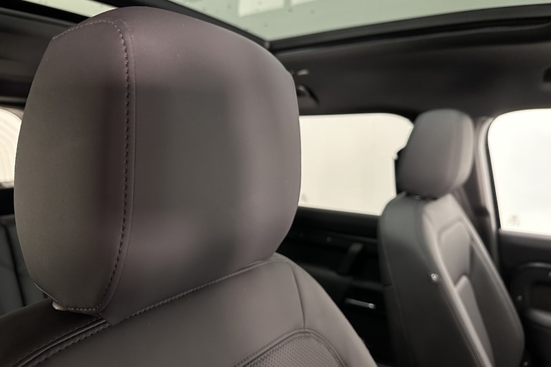 2024 (74) LAND ROVER DEFENDER 3.0 D350 Outbound 130 5dr Auto 5287799