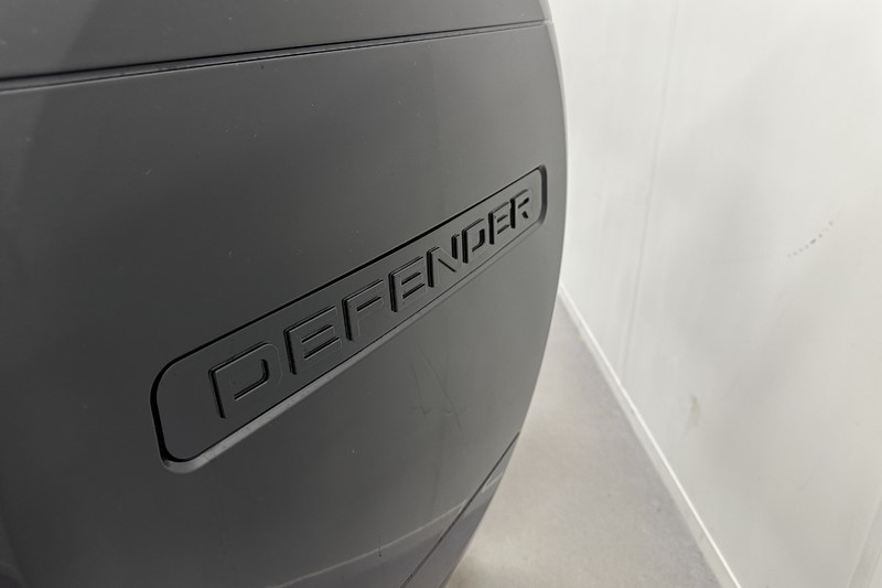 2024 (74) LAND ROVER DEFENDER 3.0 D350 Outbound 130 5dr Auto 5287831