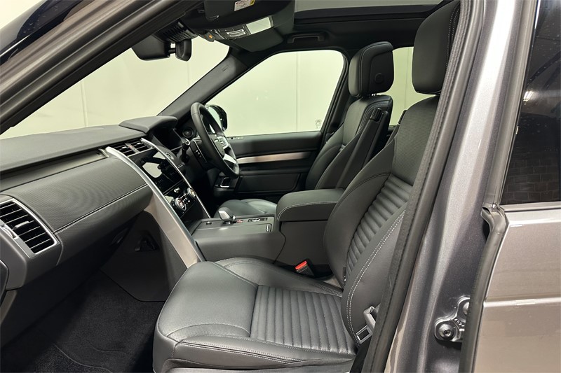 2025 (75) LAND ROVER DISCOVERY 3.0 D350 Dynamic SE 5dr Auto 5286820